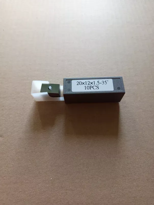 Сменная твердосплавная пластина 20x12x1,5 по дереву в наличии по цене 390 руб. купить в Челябинске